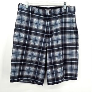 Nike golf dri fit plaid flat front shorts men's size 34
